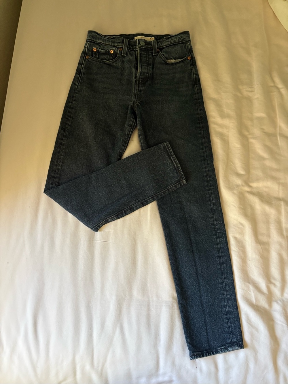 Levi's Black Straight Leg Women's Jeans